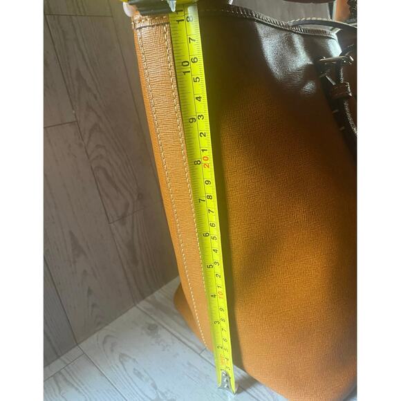 Dooney & Bourke Saffiano Leather Large Tote Bag Tan Cognac Shoulder Purse - Picture 4 of 8